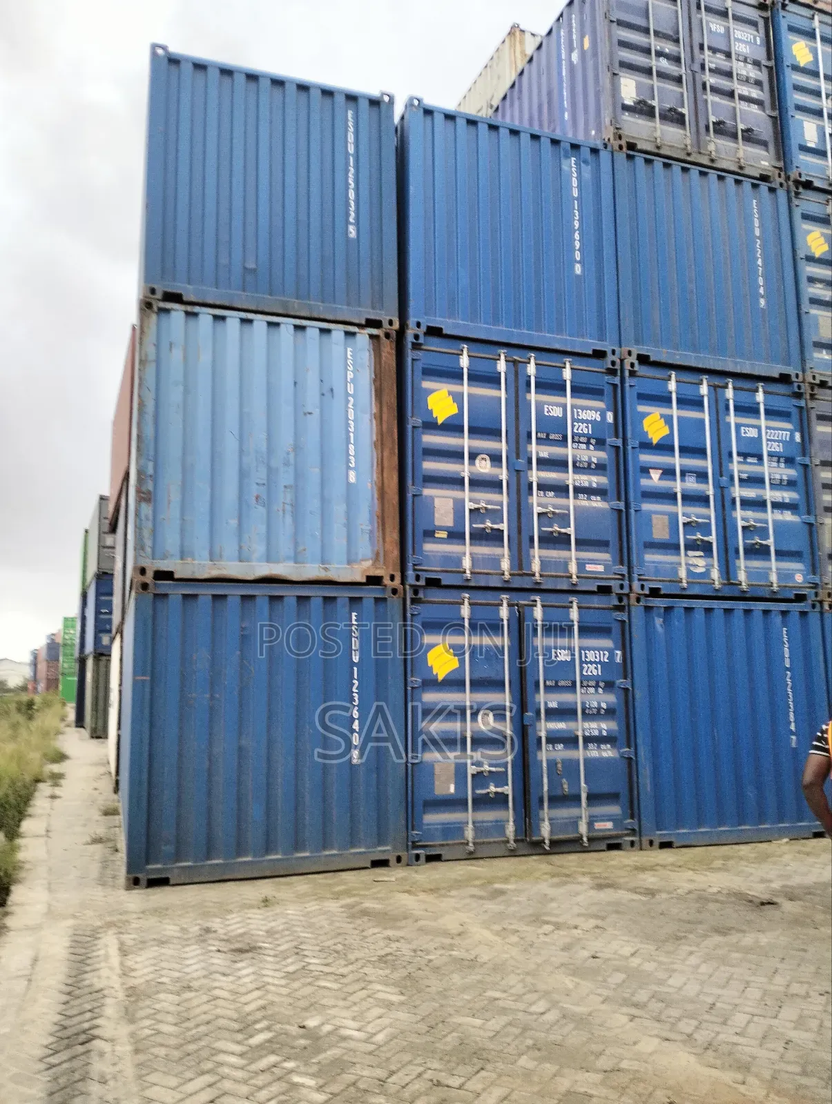 Clean 20ft Shipping Containers On Offer!