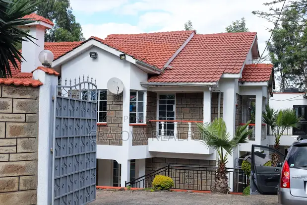 6bdrm Townhouse/Terrace in Rimpa for sale