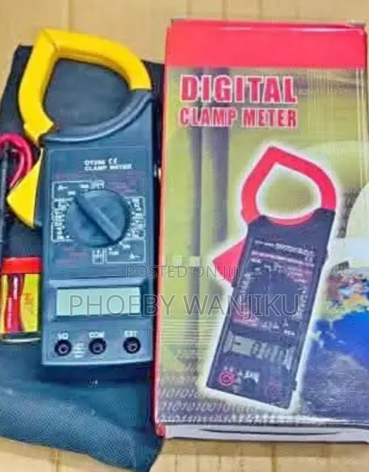 Digital Clamp Meter