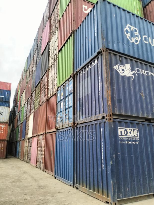 20ft Clean Shipping Containers - main view