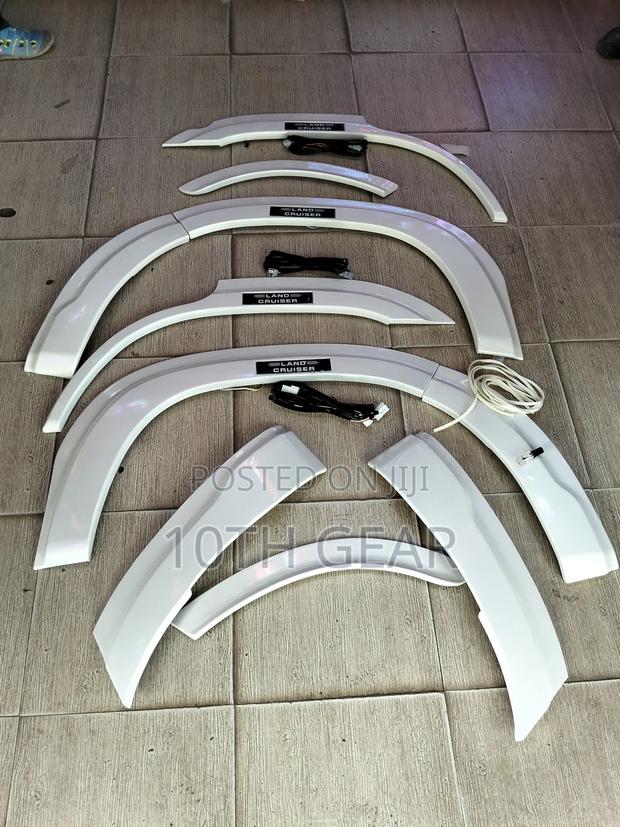 Fender Flares Fj200 With Led - main view