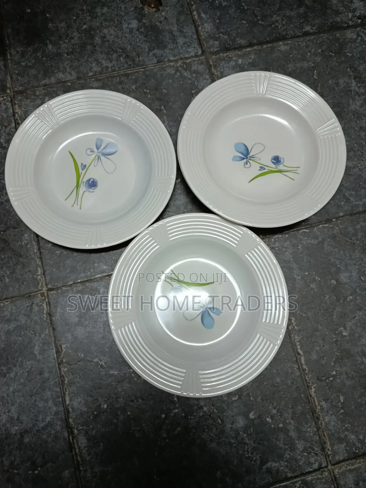 Flowered 9' Melamine Plates