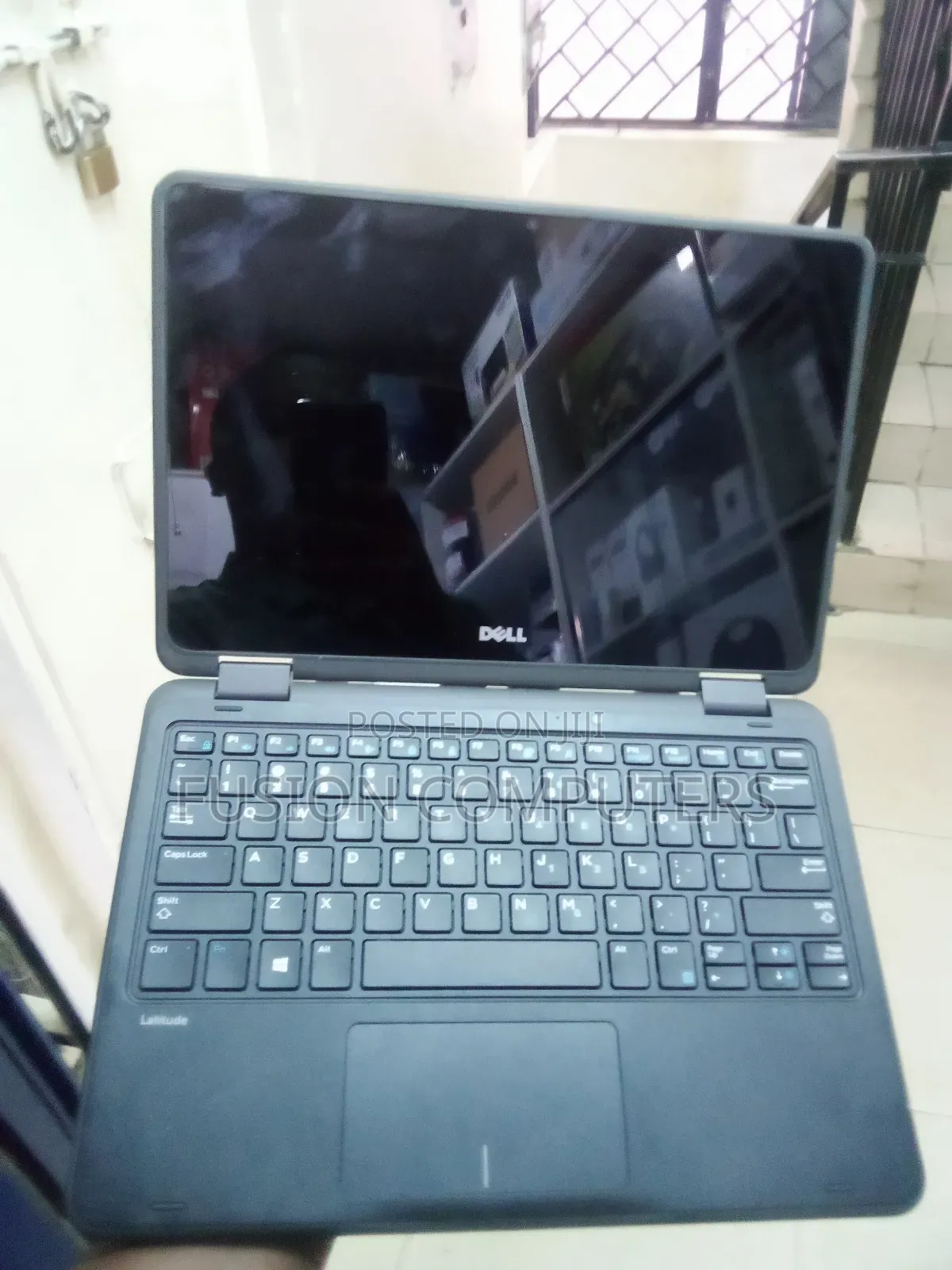 Laptop Dell Latitude 3189 4GB Intel Pentium SSD 128GB