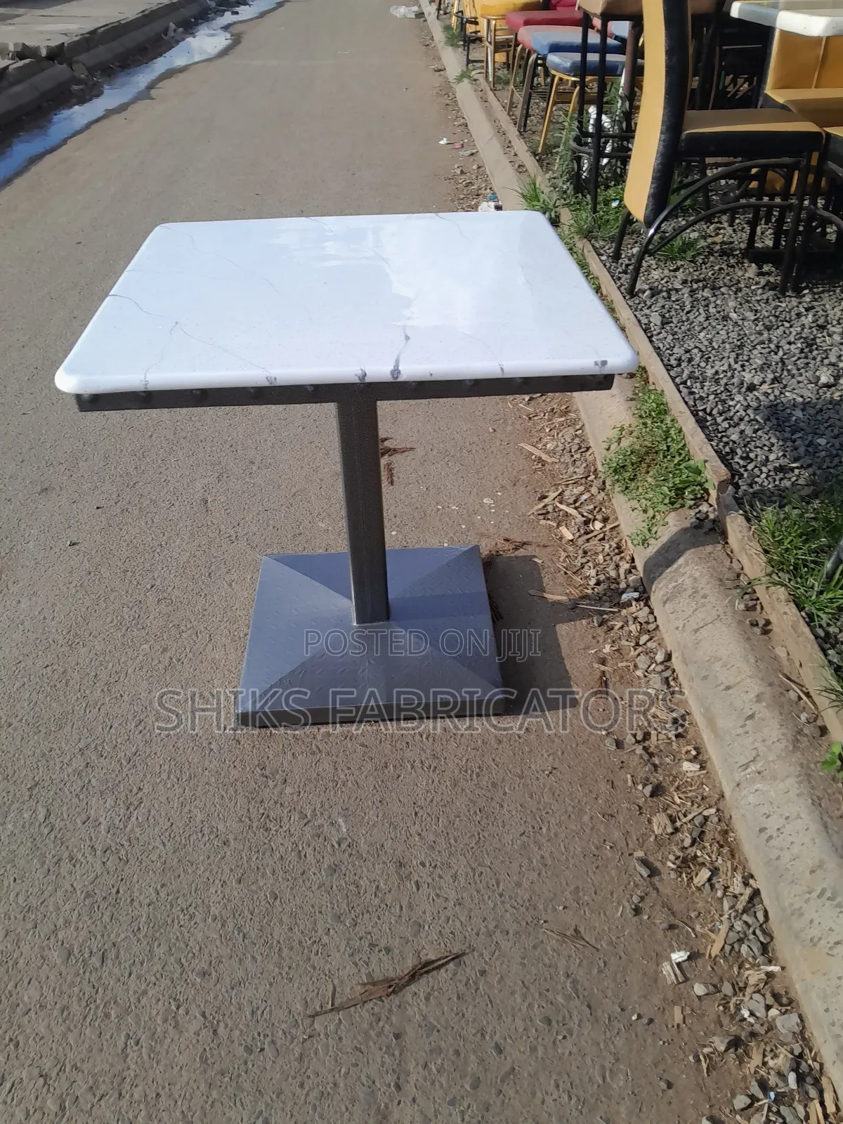 Hotel, Bar and Restaurant Plate Table