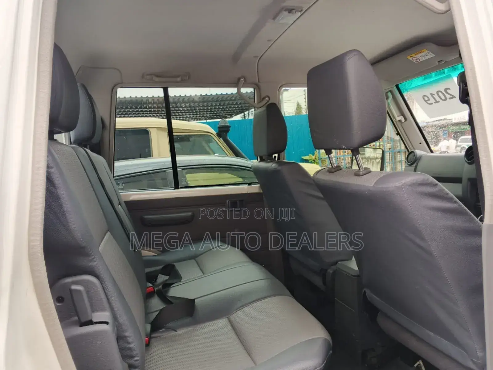 Toyota Land Cruiser 2019 White