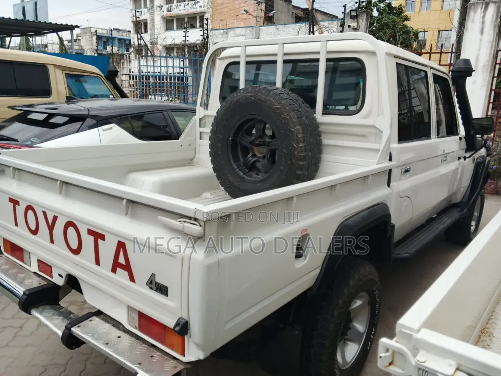 Toyota Land Cruiser 2019 White