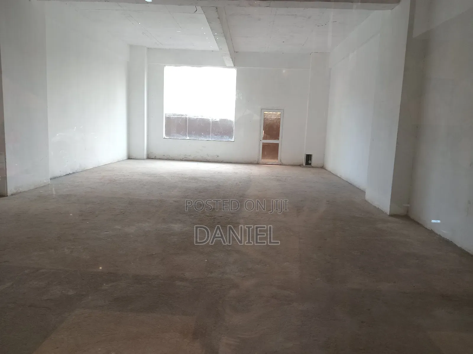 Space for Shop/Restaurant to Let in Westlands