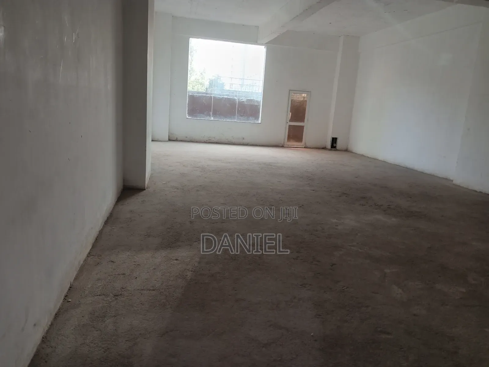 Space for Shop/Restaurant to Let in Westlands
