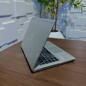 Laptop HP EliteBook 830 G6 16GB Intel Core i5 SSD 256GB