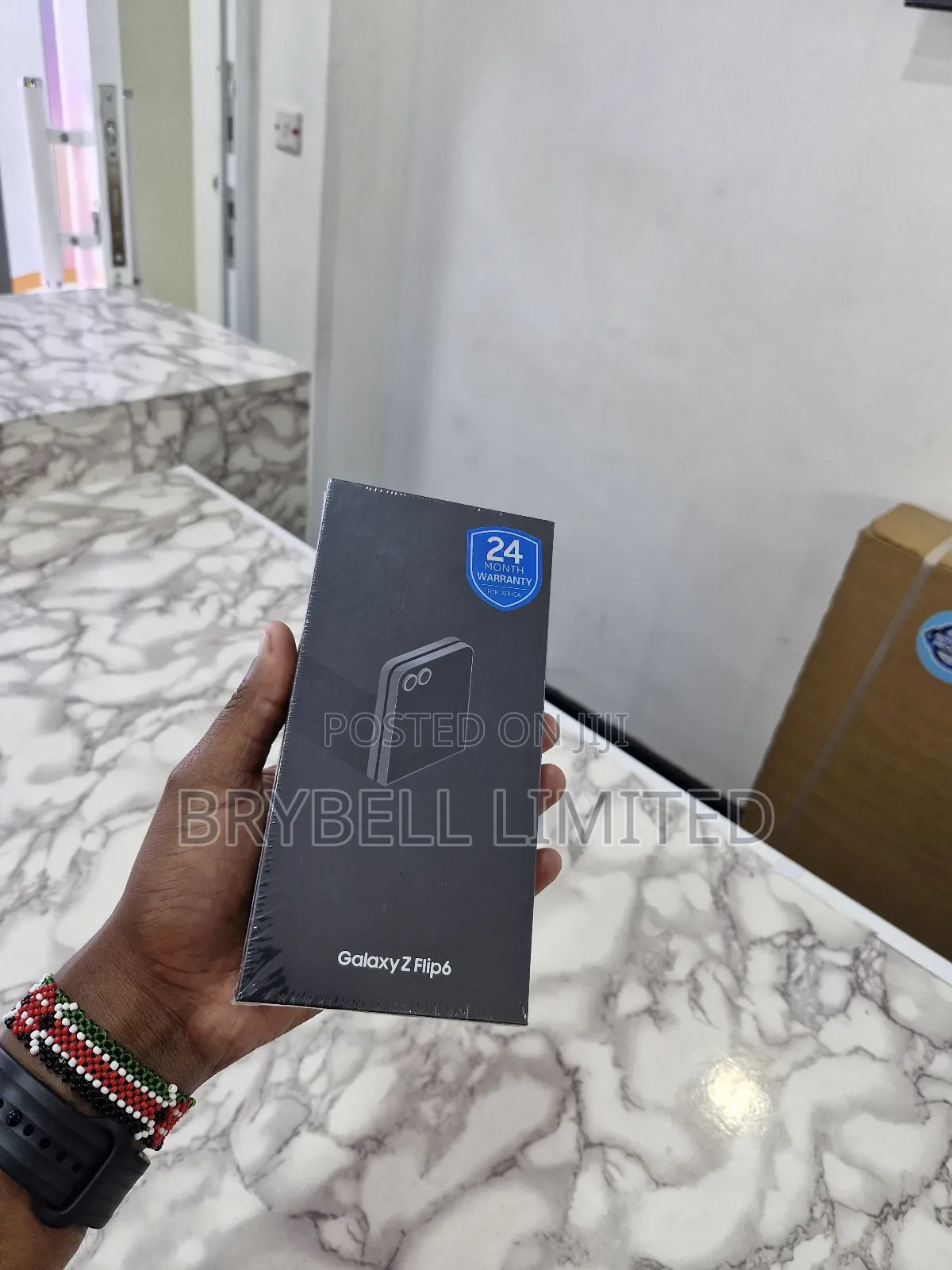 New Samsung Galaxy Z Flip6 256 GB Silver
