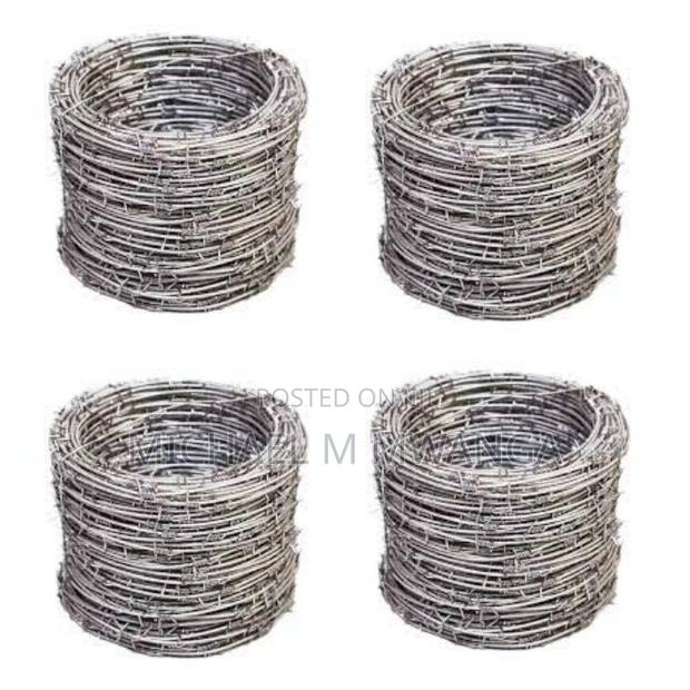 Cost-Efficient 16-Gauge Barbed Wire (610 Meters)