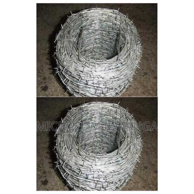Durable Galvanized 16-Gauge Barbed Wire (610 Meters)