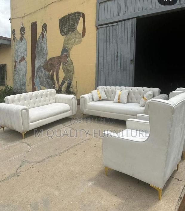 White Full Sets of Chesterfield Sofa - main view