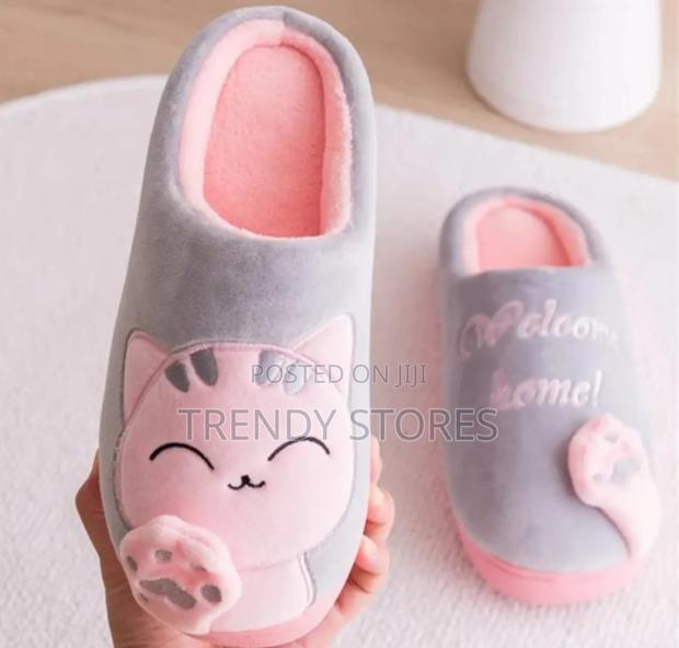 Indoor Shoes - thumbnail 2