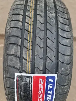 225 /55 R17 Vinmax Tyres.