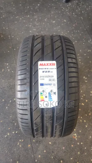 315/35r20 Maxxis Vs5