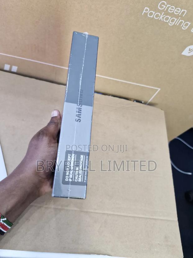 New Samsung Galaxy Z Fold4 256 GB Blue - thumbnail 4