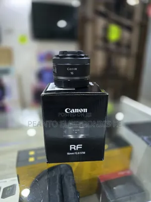 Canon Rf 16mm F/2.8 Stm Lens