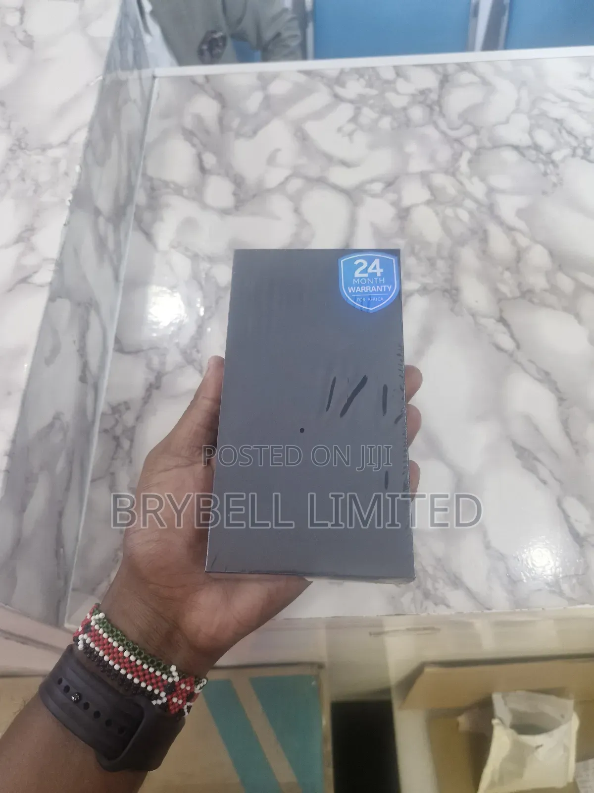 New Samsung Galaxy S22 5G 128 GB White