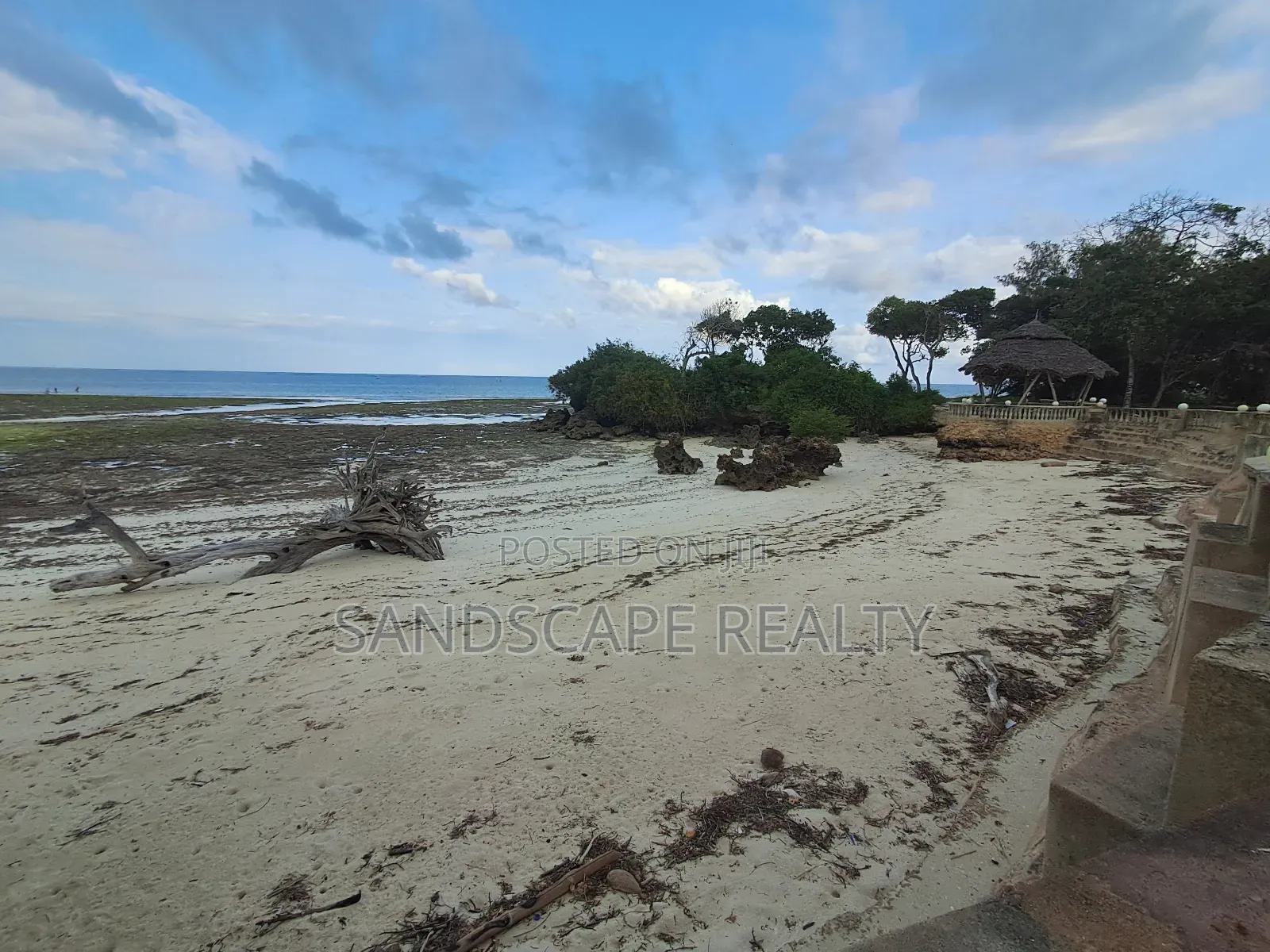 Elite Community Living, With Beach Access.