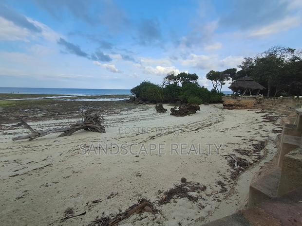 Elite Community Living, With Beach Access. - thumbnail 4