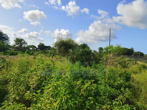 50 *100 Plots In Diani For Sale. - thumbnail 2