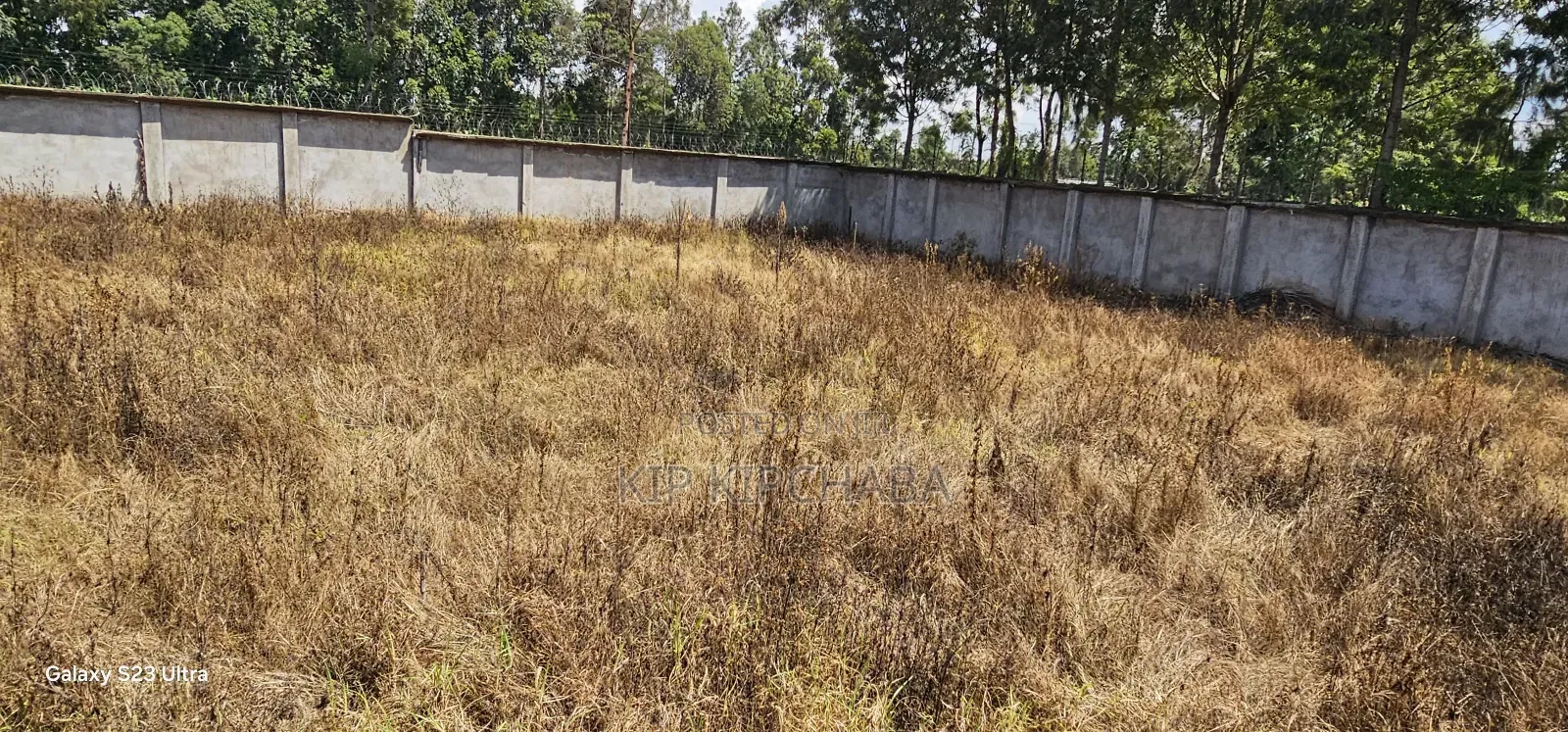 Commercial 1⁄4 Plot Perimetre Wall for Sale in Annex Eldoret