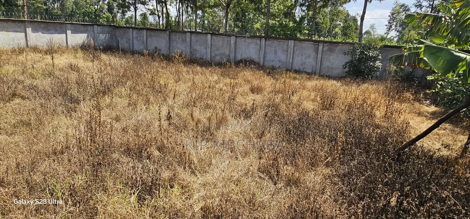 Commercial 1⁄4 Plot Perimetre Wall for Sale in Annex Eldoret