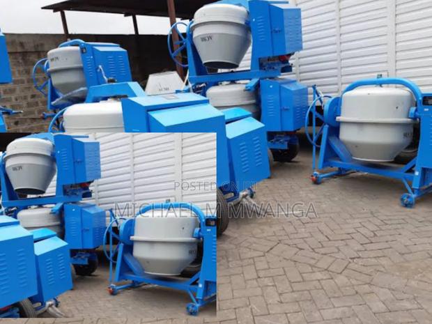 High Capacity 400l, 7hp Concrete Mixer - main view