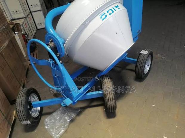Quality Concrete Mixer, 400l, 7hp