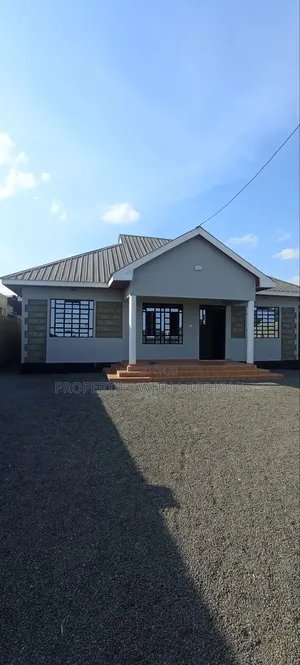 3bdrm Bungalow in Kitengela for sale
