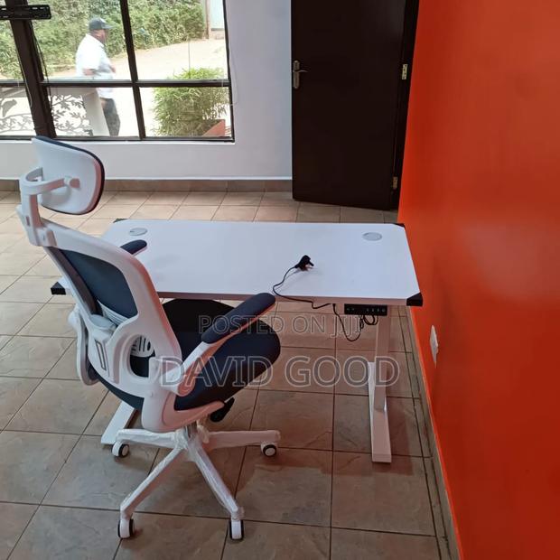 Headrest and Adjustable Height Desk
