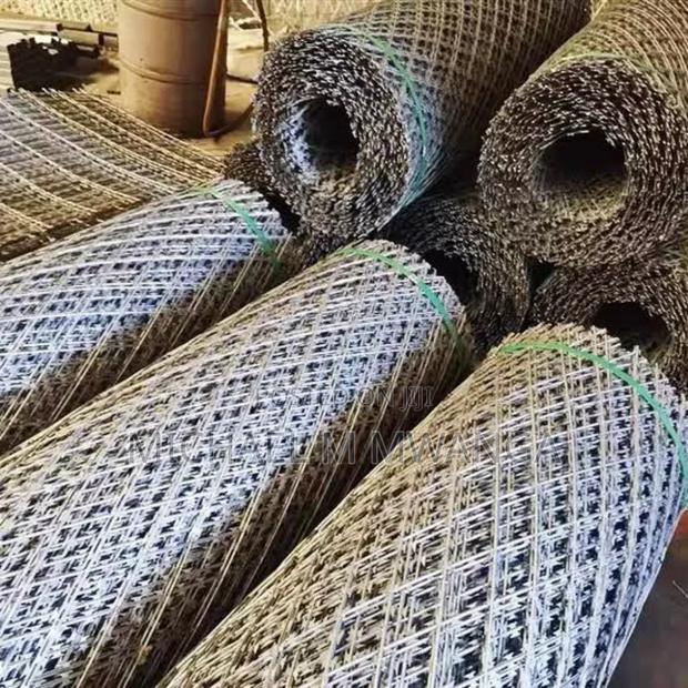 30m by 5ft Max Security Welded Razor Wire