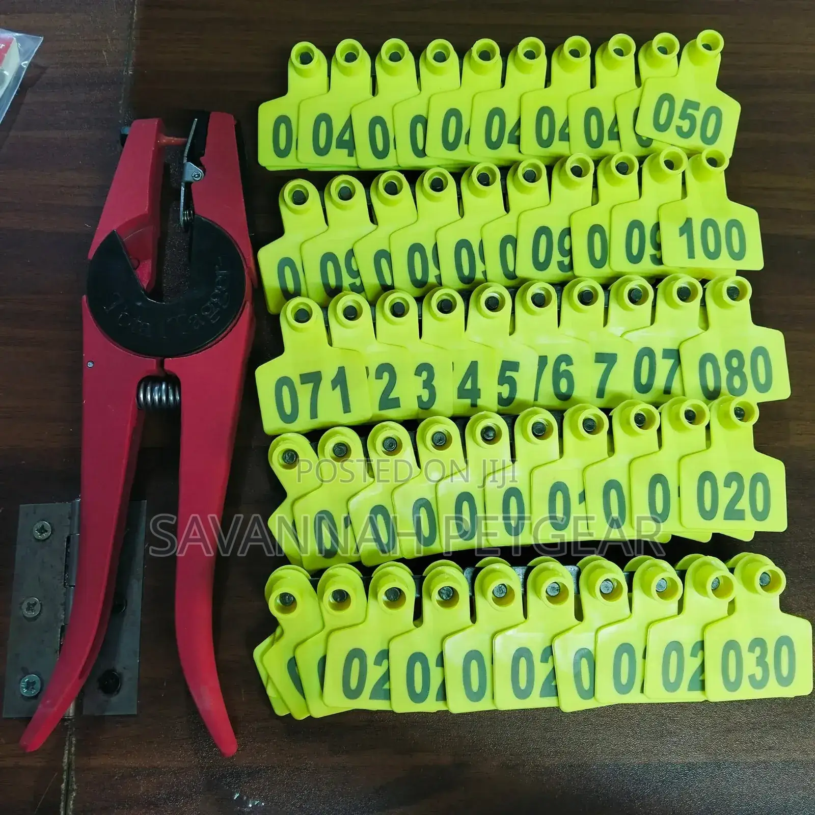 Pig Ear Tags,Medium-Sized, Durable Tags for Livestock -100pc