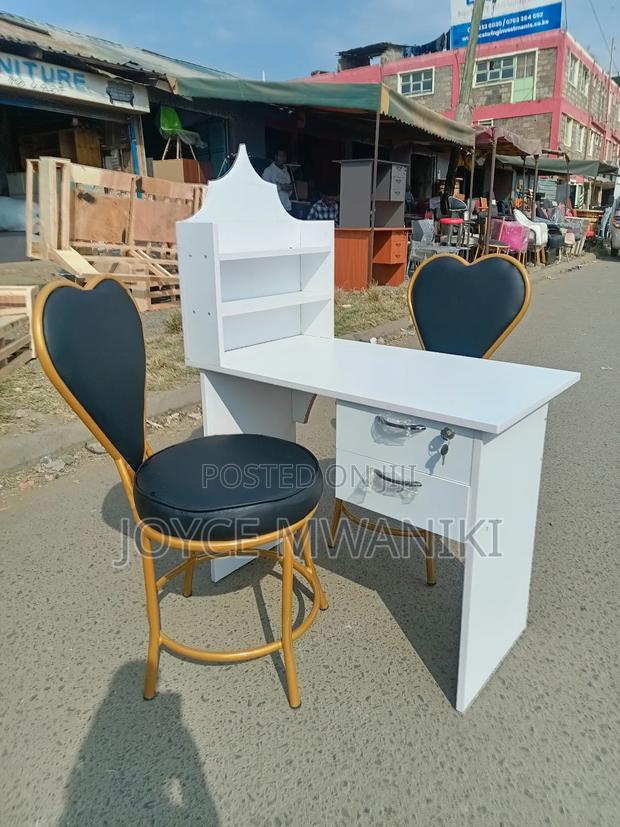 Manicure Set, With Love Leather Seats - main view