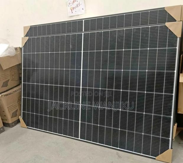 New 550w All Weather Monocrystline Solar Panel/ 550w Solar - main view