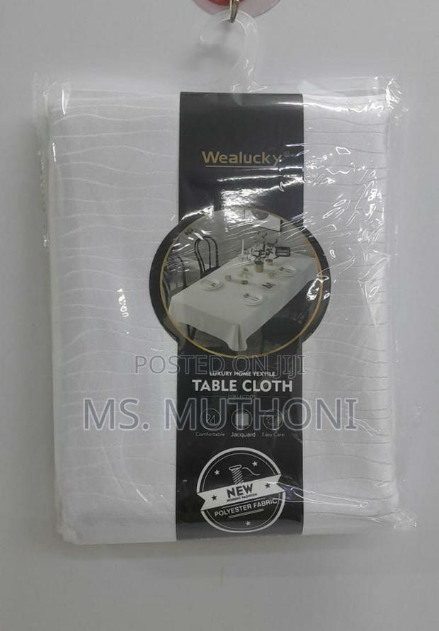 Waterproof Table Cloth Stain Resistant (140cm by 220cm*) - thumbnail 5