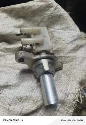 Mitsubishi Canter 4b10 Crutch/ Master Cylinder