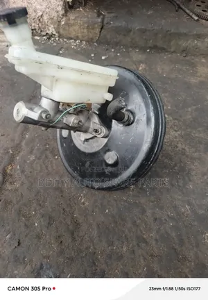 Nissan Wingroad Brake Booster