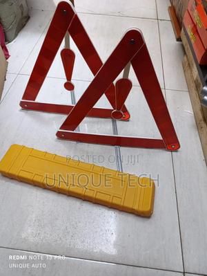 Foldable Car Life Saver Triangle – 2 Pieces - main view