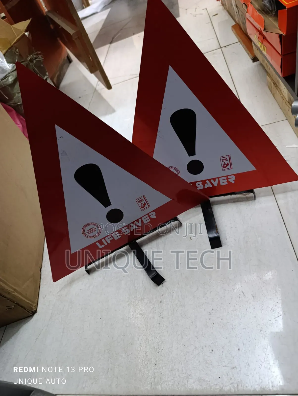 Metallic Emergency Triangles ,2pcs Set For Vehicles