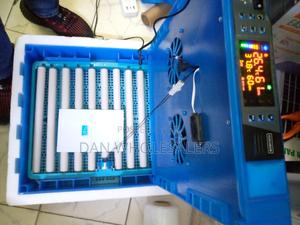 64 Eggs Incubator With an Automatic Turner - thumbnail 2