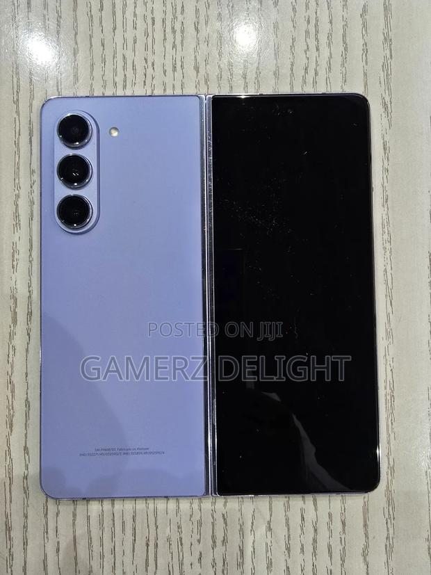 Samsung Galaxy Z Fold 5 256 GB Blue - main view