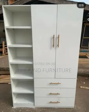 Bedroom Wardrobe/ Cupboards With Rack