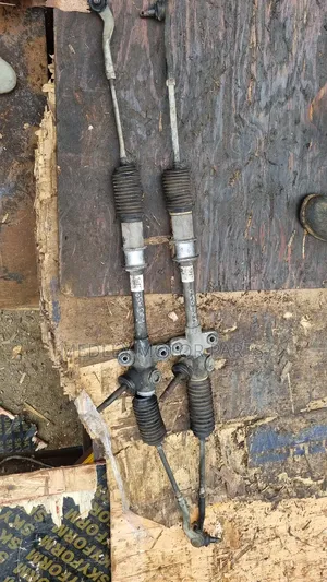 Toyota Rush Steering Rack