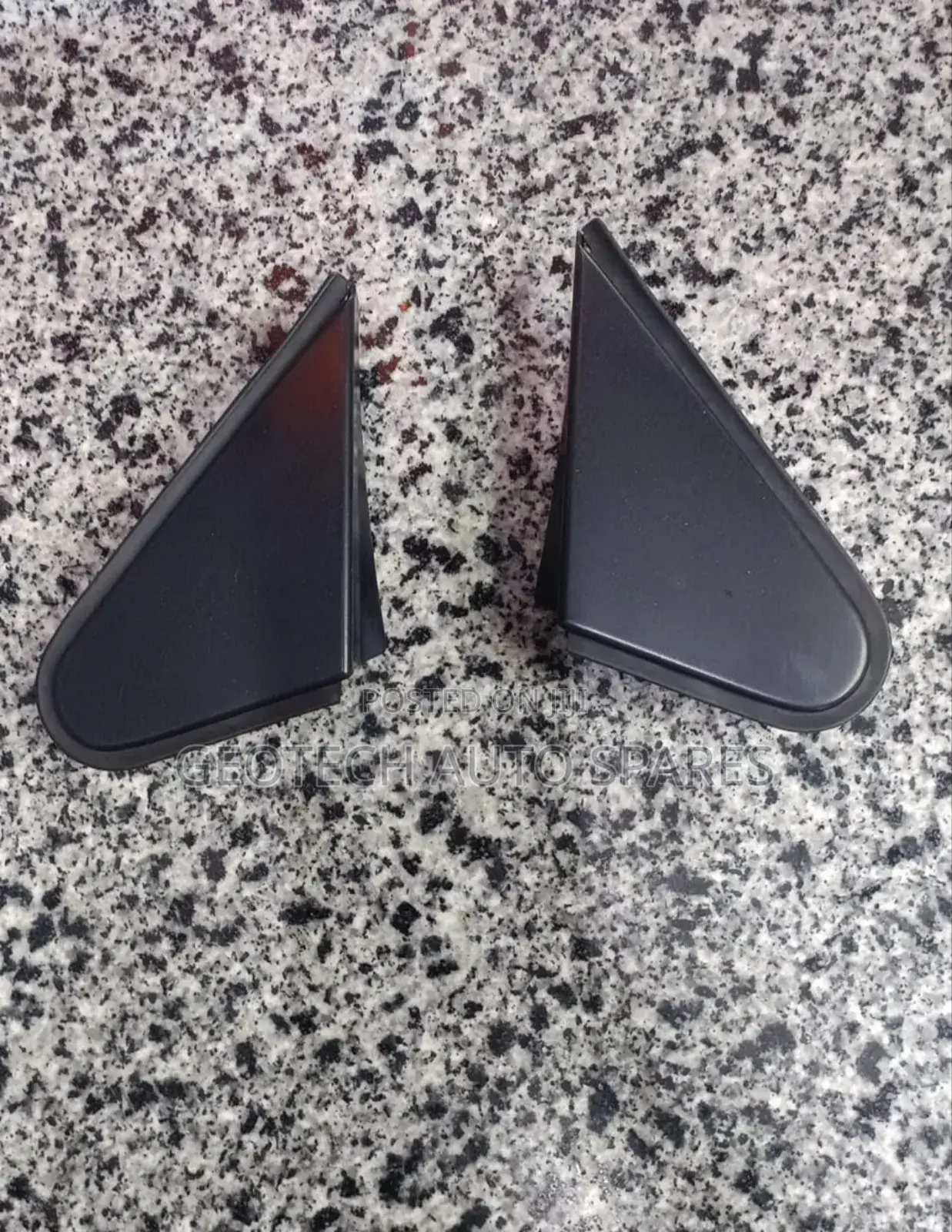 Toyota Rav4/Vanguard Sidemirror Finishers Available