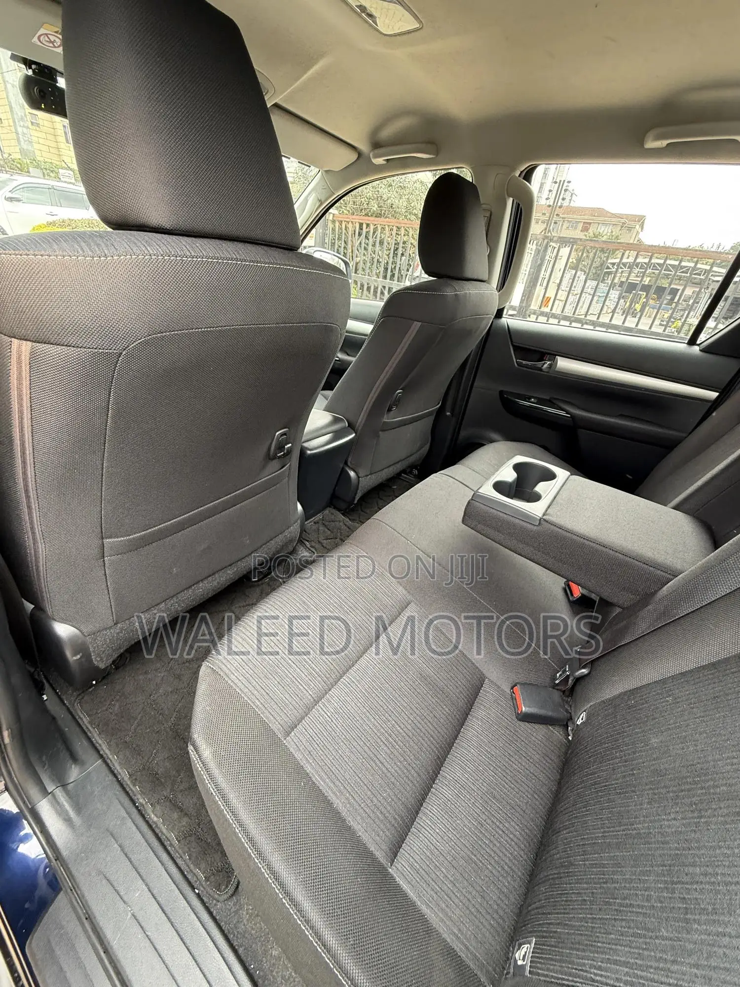 Toyota Hilux 2.4 Diesel 2020 Blue