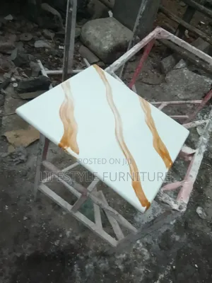 Marble Like Nail Table