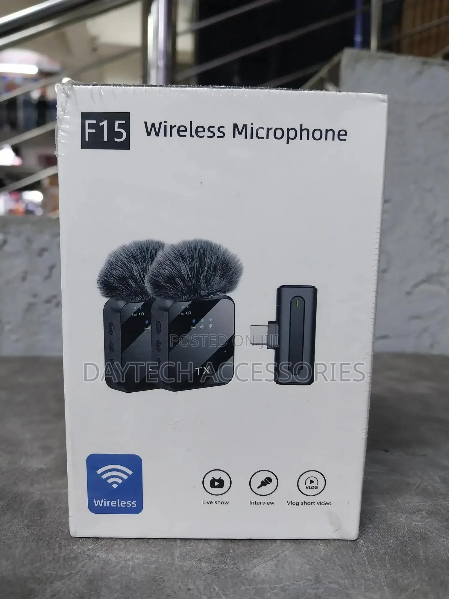 Portable F15 Dual Mic Wireless Lapel Microphone for Type C