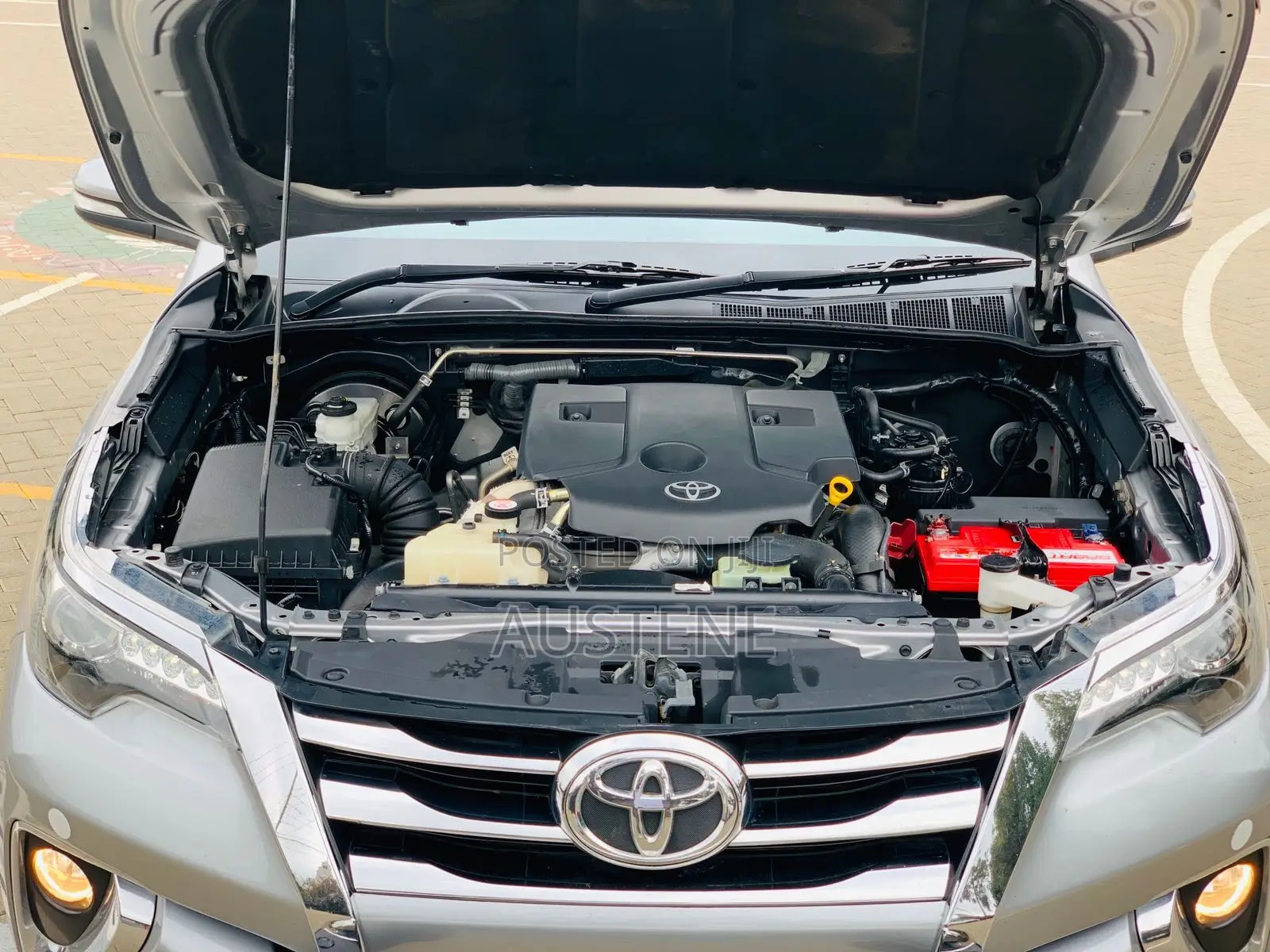 Toyota Fortuner 2.8 D AWD 2018 Silver